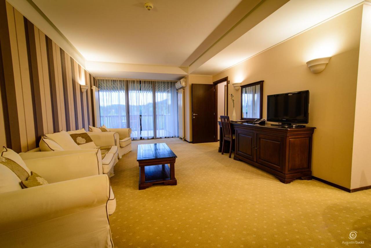 Apartament Alpin Resort Etaj 7 포이아나브라소프 외부 사진