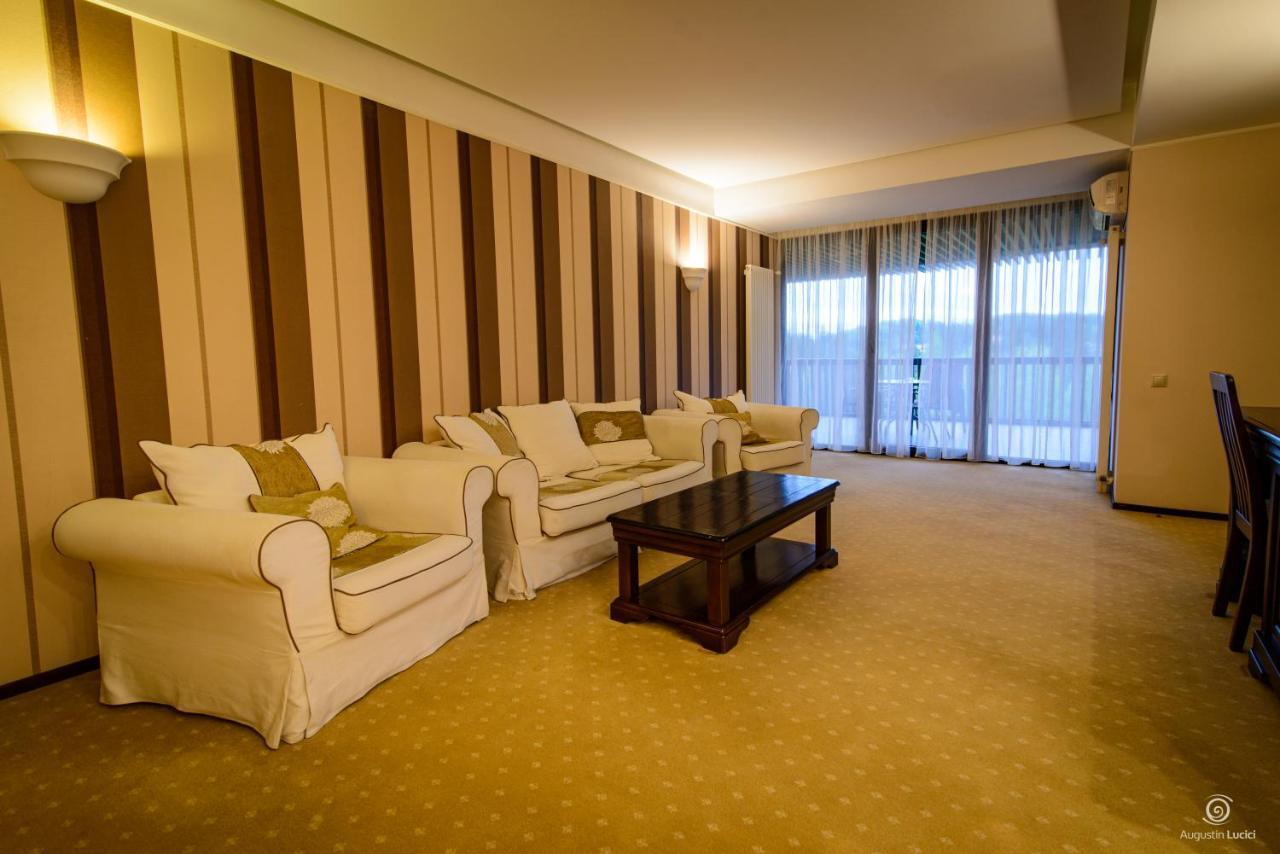 Apartament Alpin Resort Etaj 7 포이아나브라소프 외부 사진